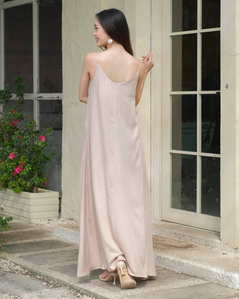 reversible maxi dresses Black/Beige Shawna Reversible Maxi Dress